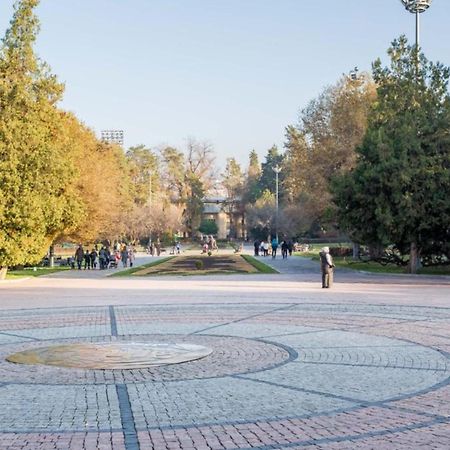 Уютная Студия В Центре Almaty Exteriér fotografie